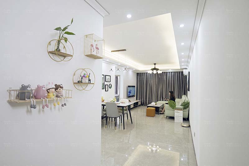 106平現(xiàn)代簡約風(fēng)實(shí)拍圖，構(gòu)建清新宜居小窩